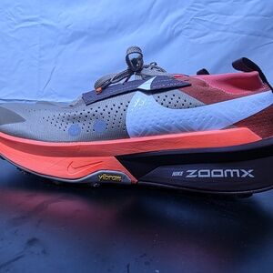 Nike ZoomX Zegama Trail 2 Men's Shoes - Orange and Gray